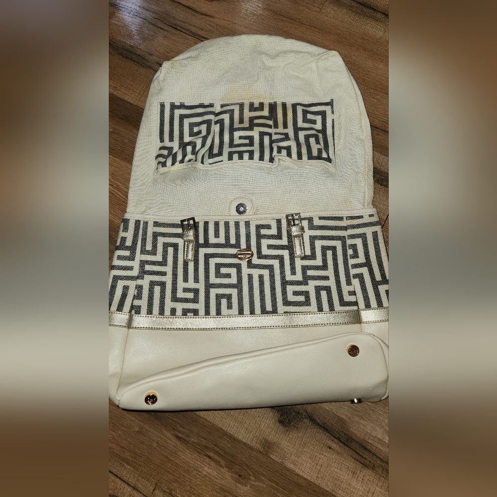 Purse - Picture 5 of 7